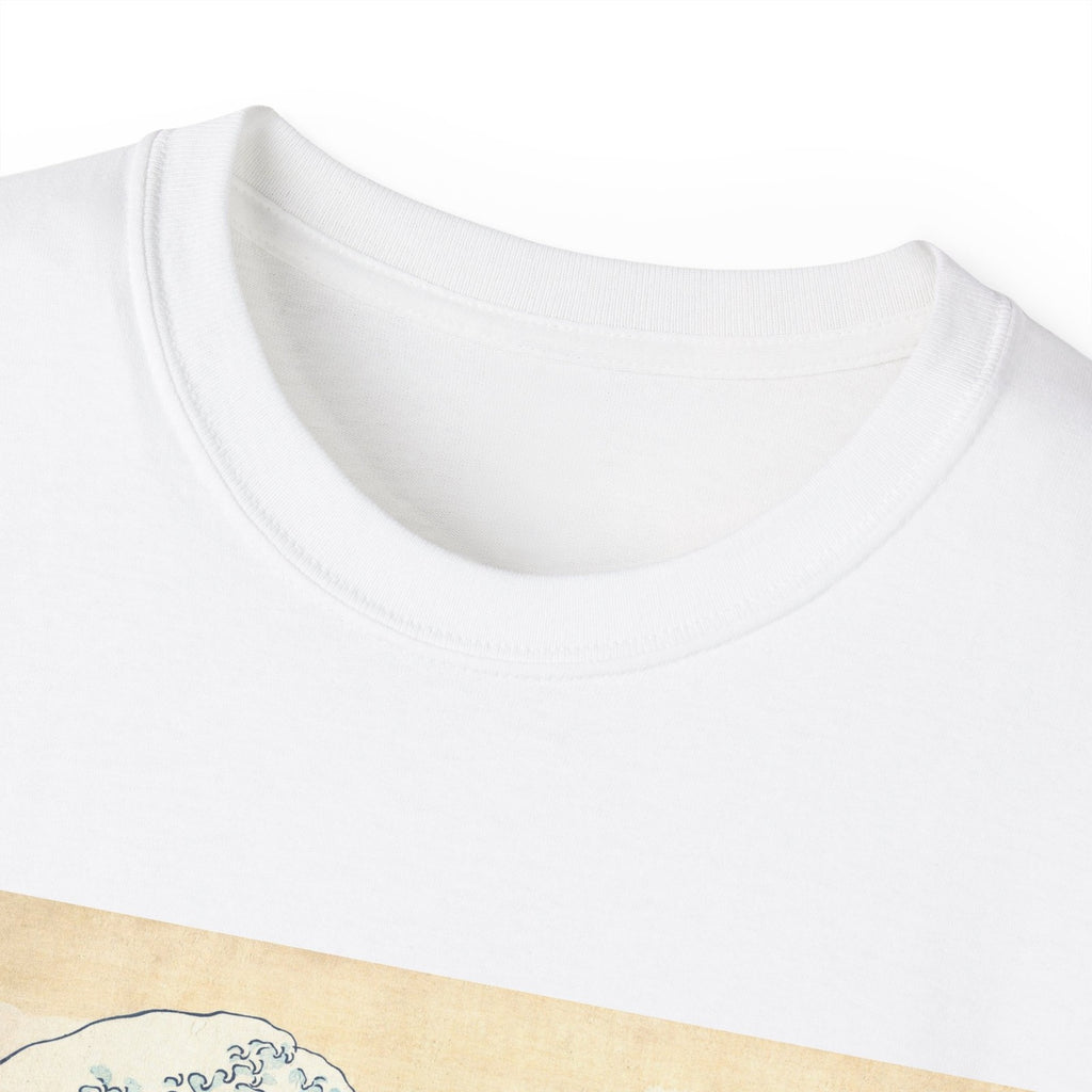 Great Wave off Kanagawa T-Shirt | Hokusai Wave Art Print Tee