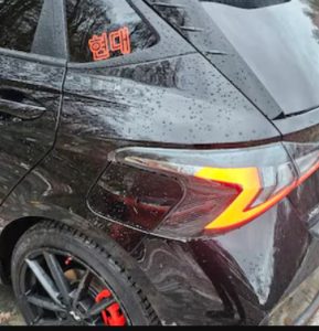 Standard sized Hyundai sticker